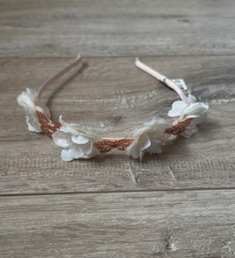 Claires Rose Gold Butterfly Headband with White Flowers