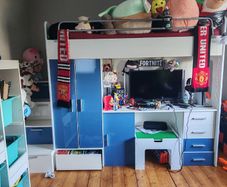 bunk bed