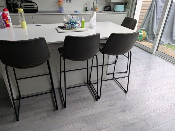 bar stool