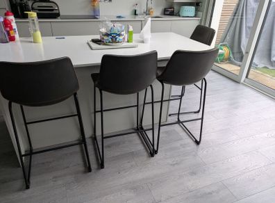 bar stool
