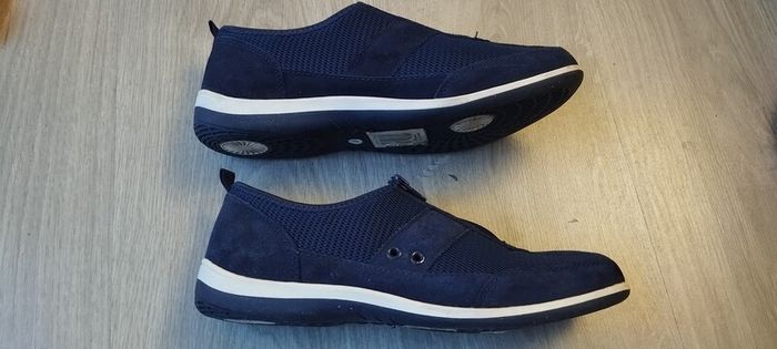 Casual zip up trainers womens size 7