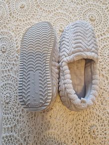 women's slippers