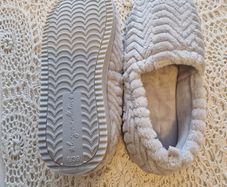 women's slippers