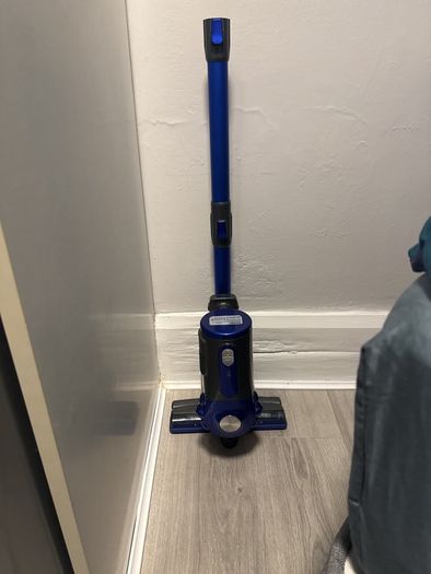 Akitas V8 Cordless Vacuum