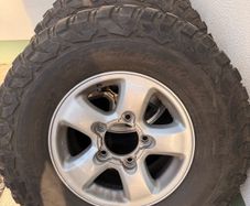 16"BF goodrich tyres and original Rims for Land cruiser 100 series