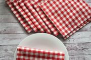 Napkins. Checkered napkins. Little hearts on gingham background. Set of 4,6,8