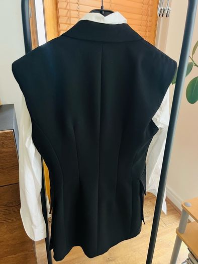 Pinko black fitted waistcoat