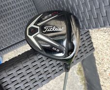 Titleist 915 D2 driver