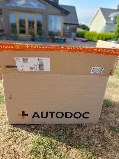 Toyota Auris Front Headlight (Passenger side)
