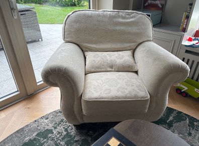 Free armchair