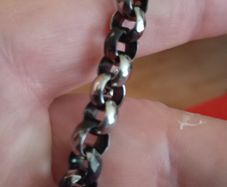 belcher chain. black / silver diamond cut