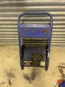 Engine trolley