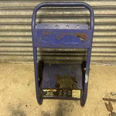 Engine trolley