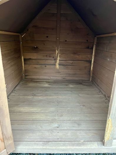 Large Dog Kennel