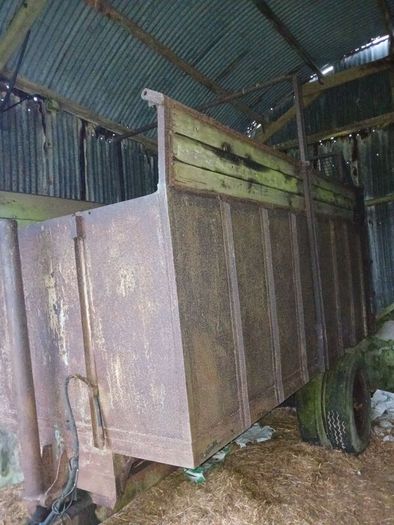 Silage trailer