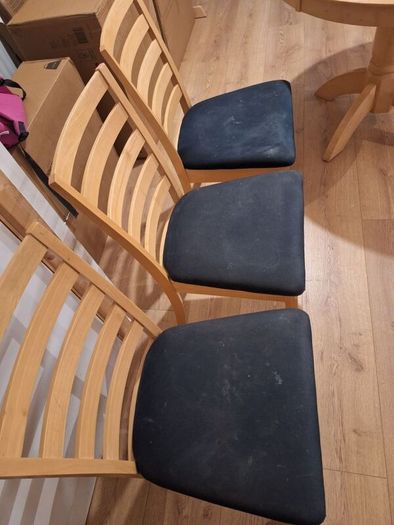 Oak dining table