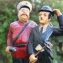 Charlie Chaplin Arrested by Policeman Chalkware Statue Figure - Vintage 6,4" Image 4