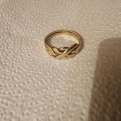 mens gold ring... size z+1