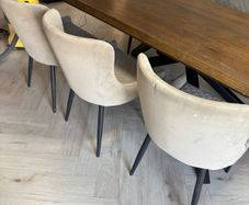 table and chairs