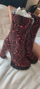 Block heel boots