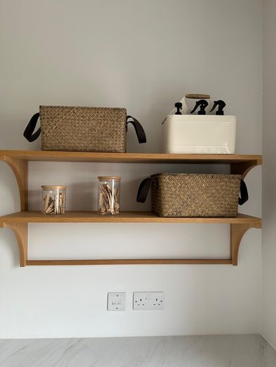 Oak shelve
