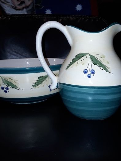 Potter Juice/water Jug With Matching Salad Bowl
