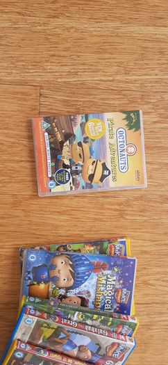 Bundle children's DVDs