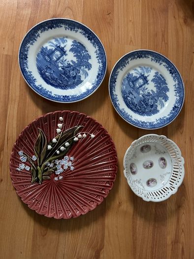 Majolica Schramberg plate, Finnish Arabia plates,