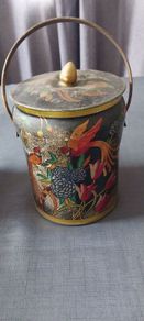 Selection of old Biscuit/Sweet tins