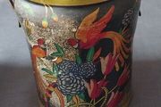 Selection of old Biscuit/Sweet tins
