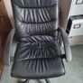 Desk and office chair Image 2
