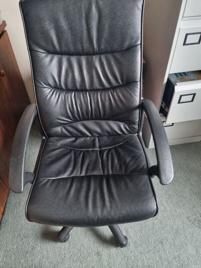 Desk and office chair