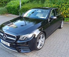 Mercedes-Benz E200D AMG Line