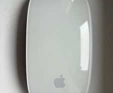 Apple Magic Mouse 2