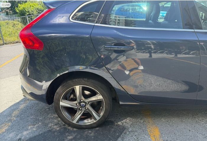 Volvo (2014) V40 D3 R-design Automatic  161k Km