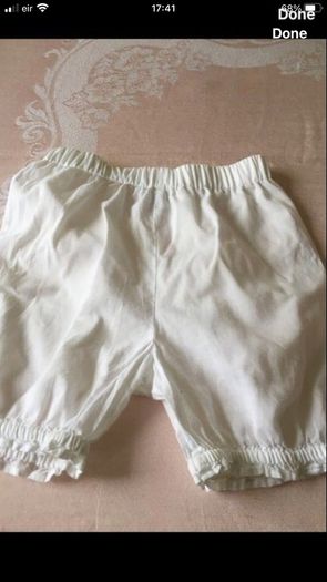 Girls shorts 9/12 mths