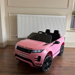 12v pink Range Rover evoque IMMACULATE