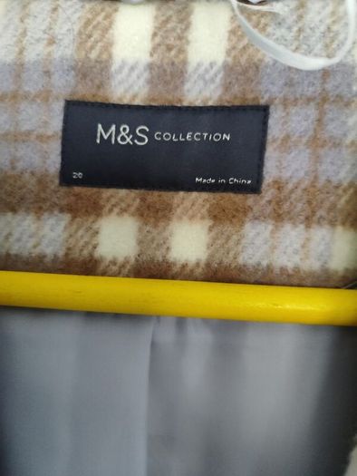 Ladies coat  Mark's and Spencer Size 20