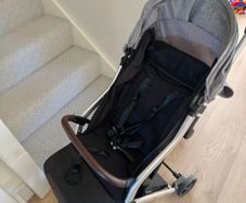 Zummi Explorer Stroller with rain cover
