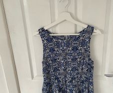 Women's patterned dress