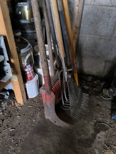 gardening tools