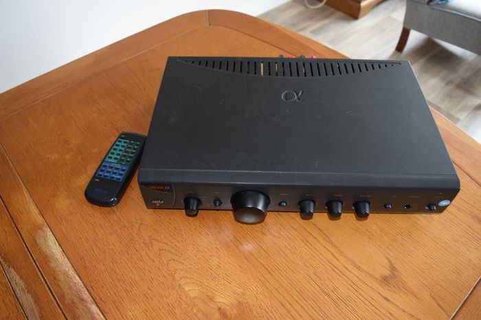 Arcam Alpha 8 amplifier