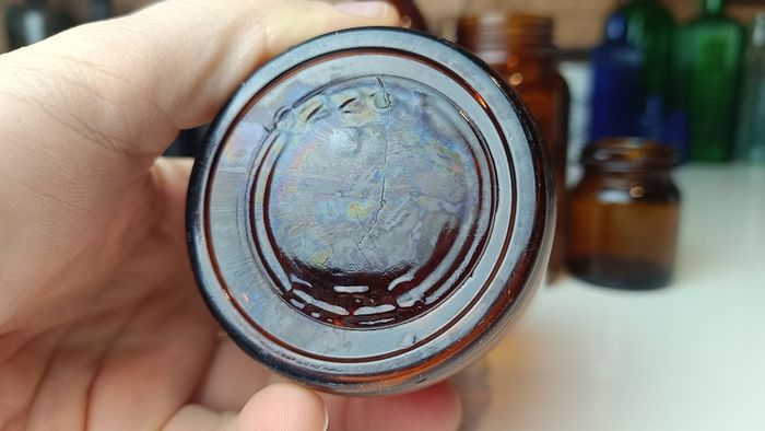 485 - Set of 5 Vintage Brown Amber Glass Screw Top Collectible Decorative Bottles