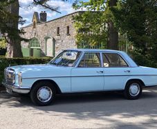 Mercedes 220 1972 petrol