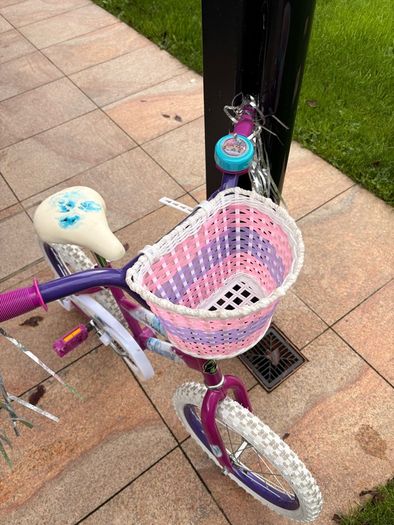 Kids bike (girl)