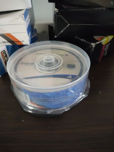 dvd-r disks