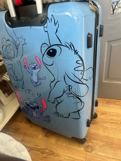 20 kg stitch suitcase