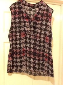 Dkny sleeveless black with grid design top