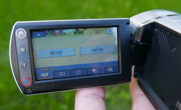 Sony Handycam DCR-SR35E 30GB HDD Camcorder, Y2K Digicam, Retro Video Camera, Carl Zeiss 40x Zoom, Vintage Digital Handycam