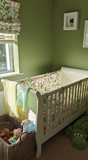 Mamas and Papas Mia Cot